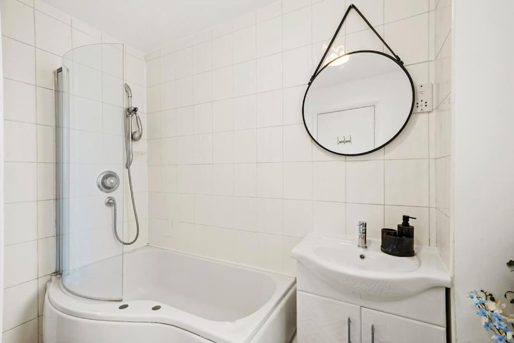 Cosy Apartment 5 Guests 3 Beds 1 Sofa Bed Lewisham Λονδίνο Εξωτερικό φωτογραφία